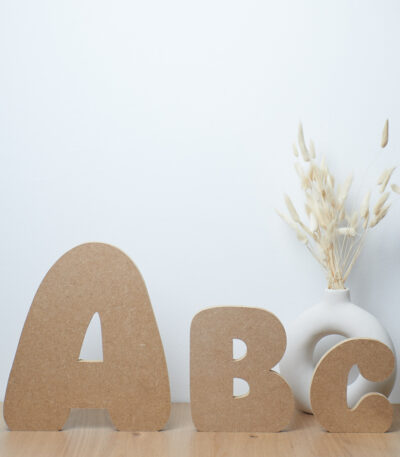 Lettres décoratives SoBiscuit à poser en bois MDF